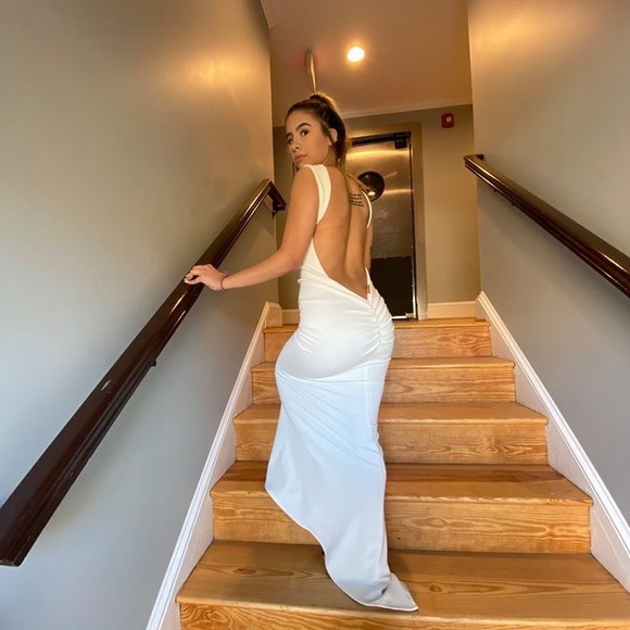 Amy Taylor Collection - Somerfield Dress - Picture 3 of 6